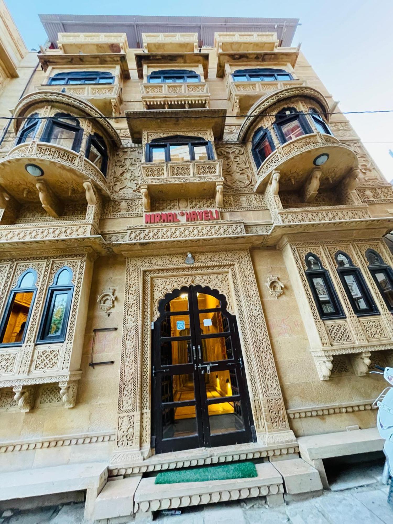 Hotel Nirmal Haveli جيلسامر المظهر الخارجي الصورة