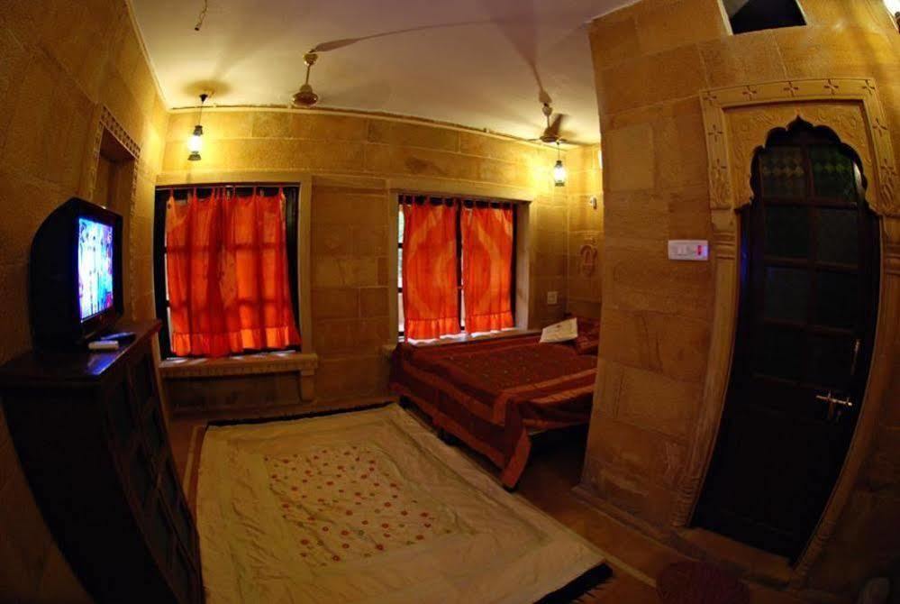 Hotel Nirmal Haveli جيلسامر المظهر الخارجي الصورة